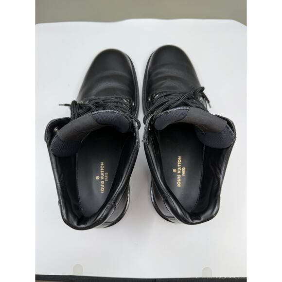 Louis Vuitton Oberkampf ankle boots black leather Mens SZ 7 embossed \